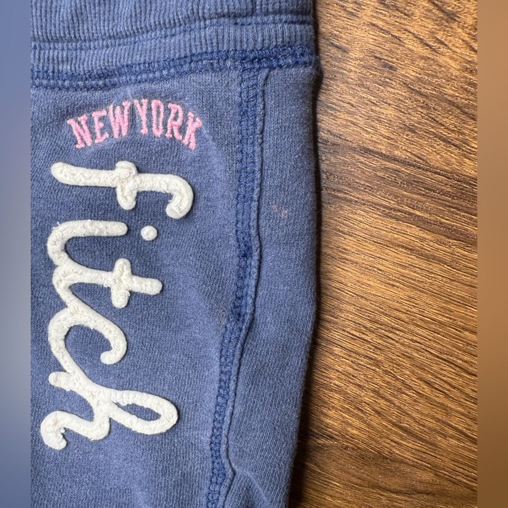 Y2K Abercrombie Kids Blue Sweat Shorts New York Fitch Logo Girls Size Small - Picture 4 of 5